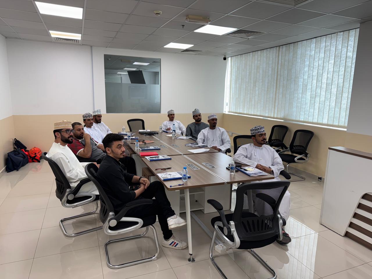 جلسة تدريب - صدى السلامة